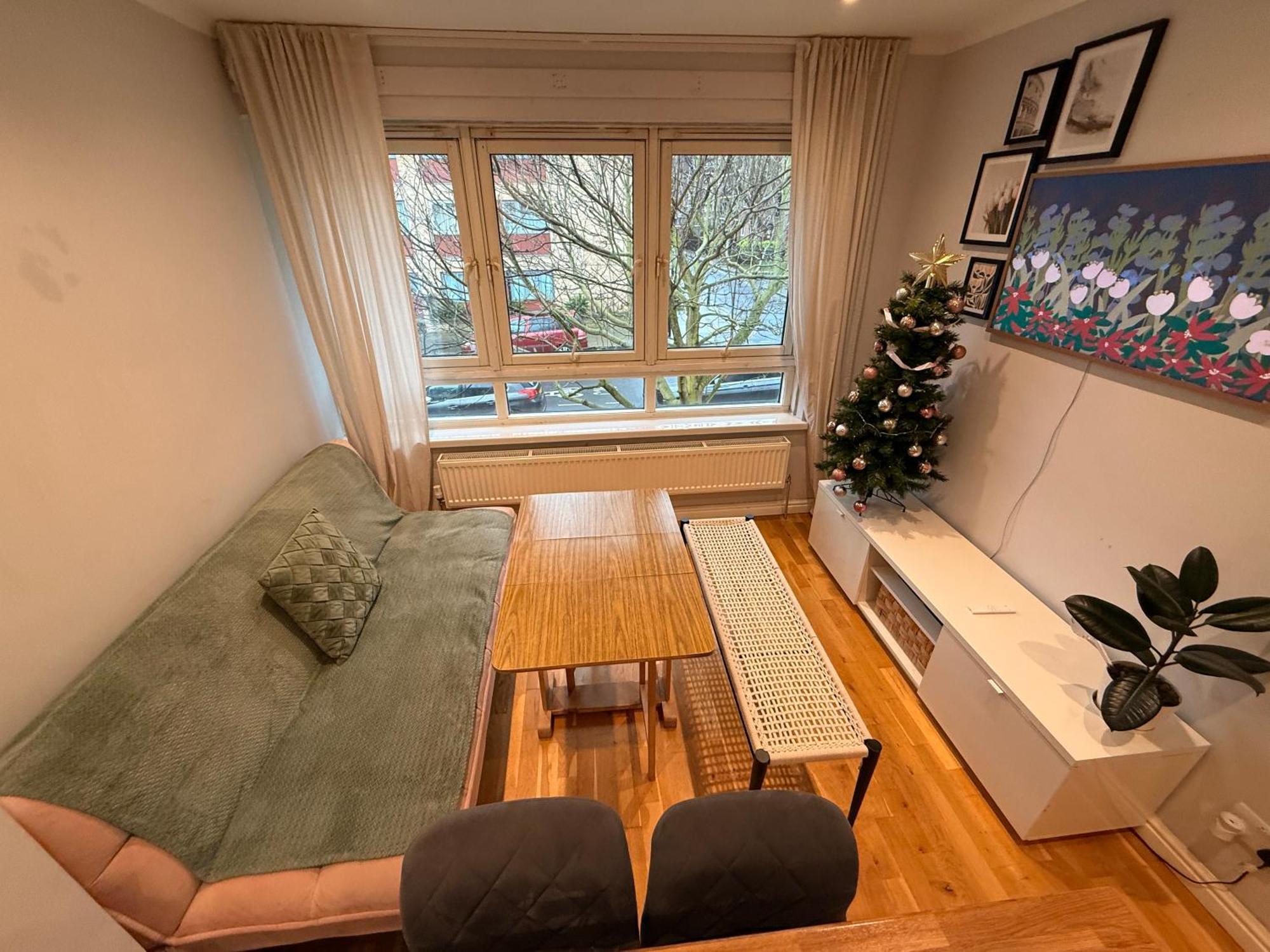 Two Bedroom Flat In The Heart Of ลอนดอน ภายนอก รูปภาพ