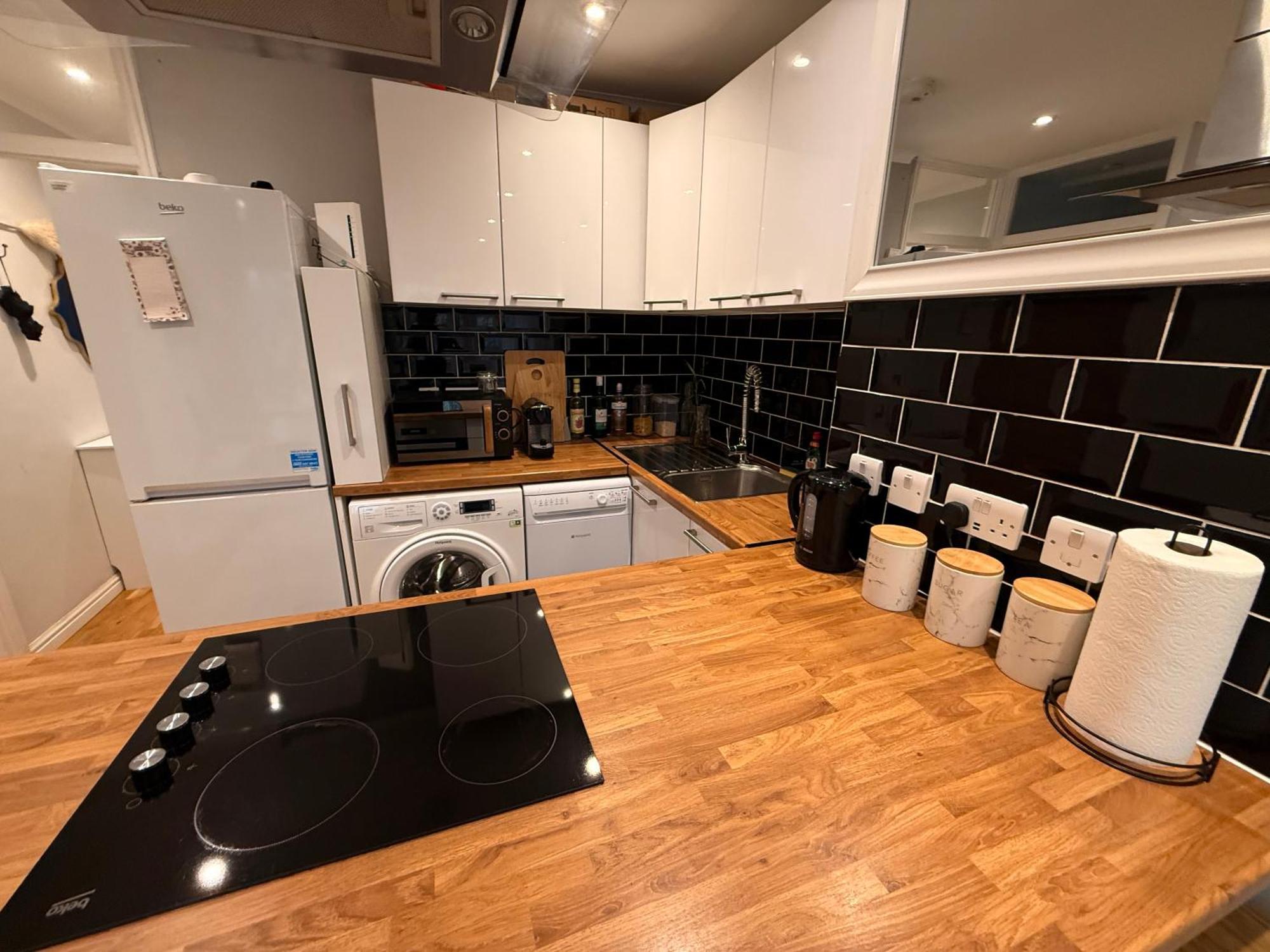 Two Bedroom Flat In The Heart Of ลอนดอน ภายนอก รูปภาพ